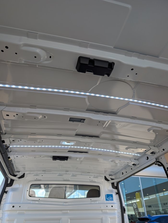 2024 Renault Trafic Premium