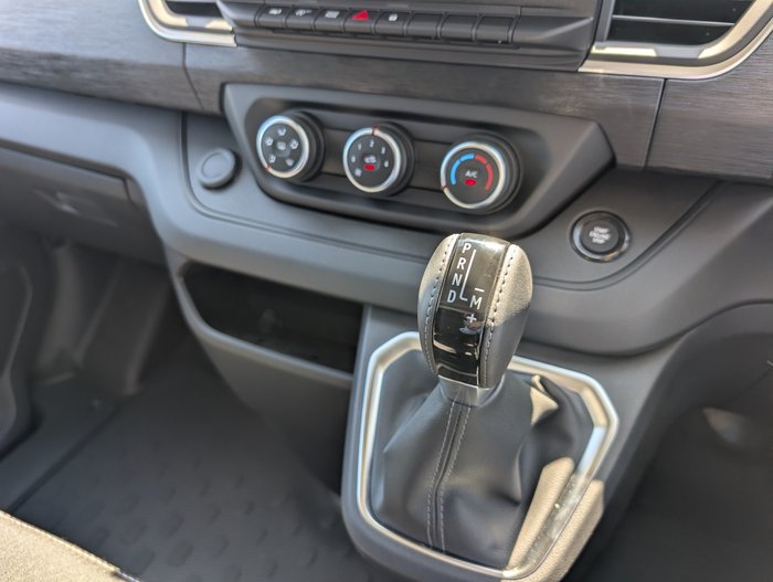 2024 Renault Trafic Premium