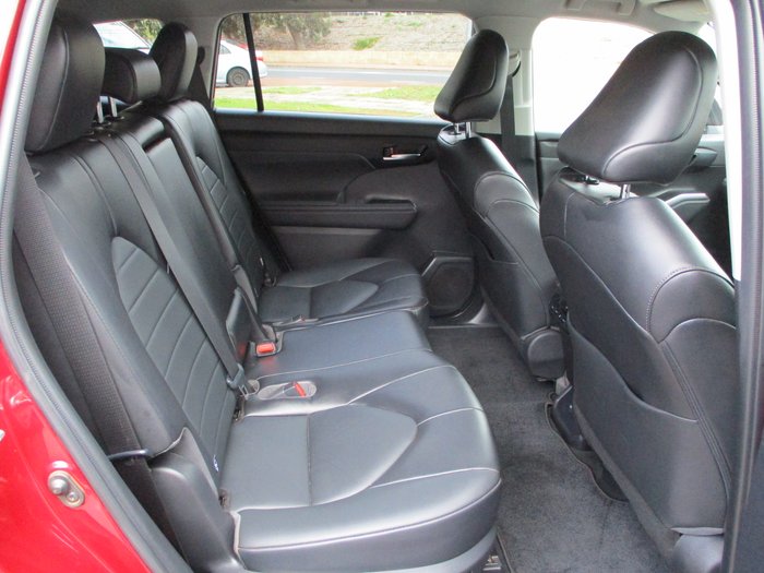 2021 Toyota Kluger GXL AXUH78R Red