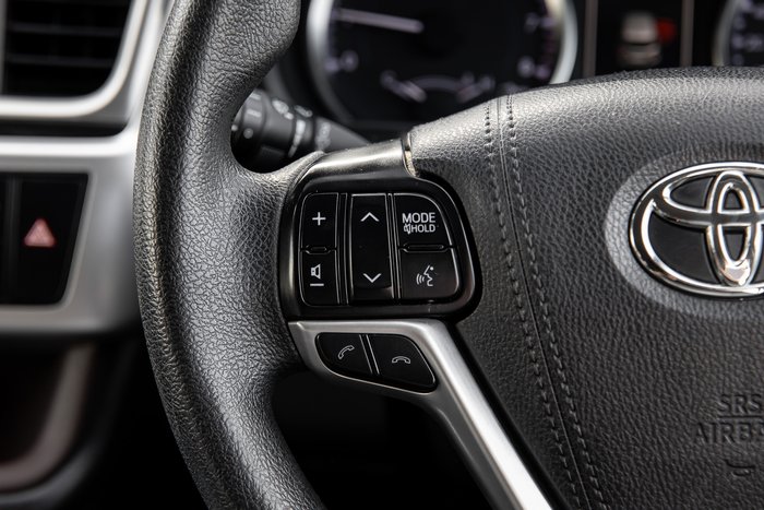 2017 Toyota Kluger GX