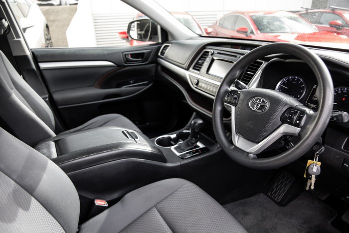 2017 Toyota Kluger GX
