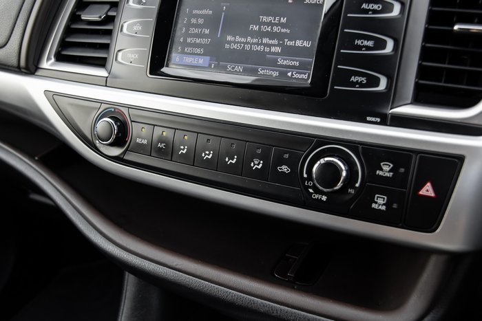 2017 Toyota Kluger GX
