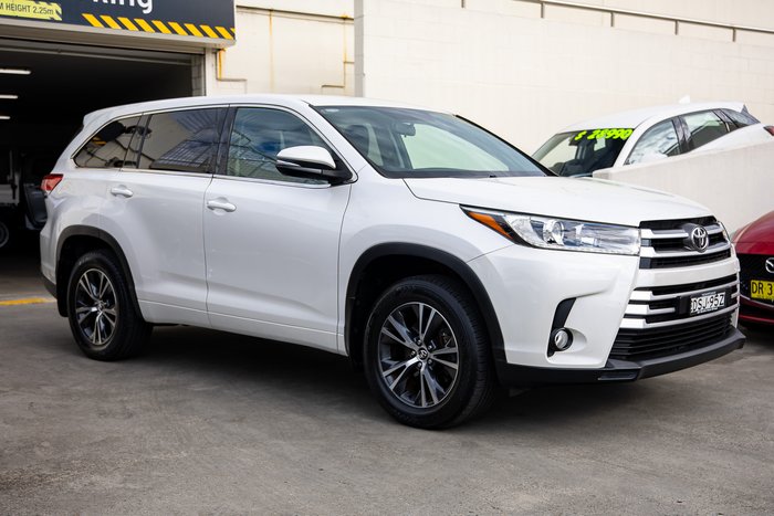 2017 Toyota Kluger GX