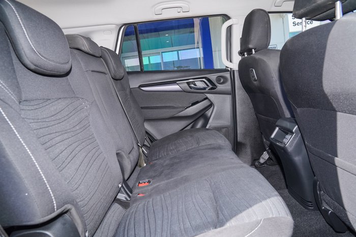 2023 Isuzu MU-X LS-U