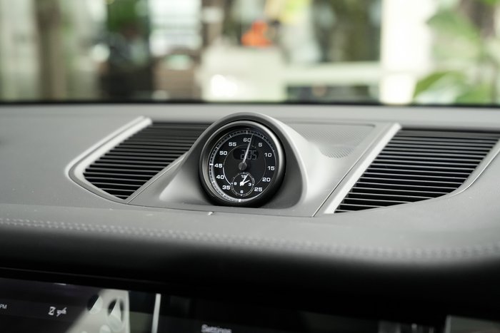 2024 Porsche Macan T 95B MY24 AWD BLACK