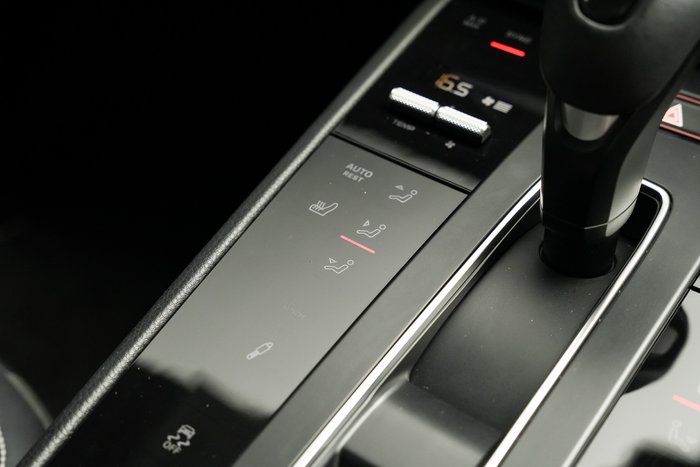 2024 Porsche Macan T 95B MY24 AWD BLACK