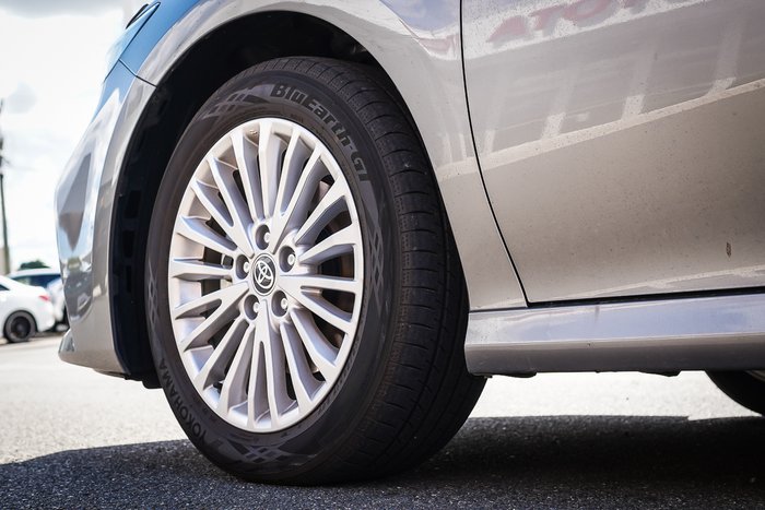 2025 Toyota CAMRY HYBRID Ascent