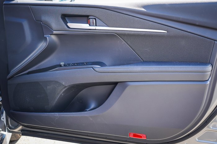 2025 Toyota CAMRY HYBRID Ascent