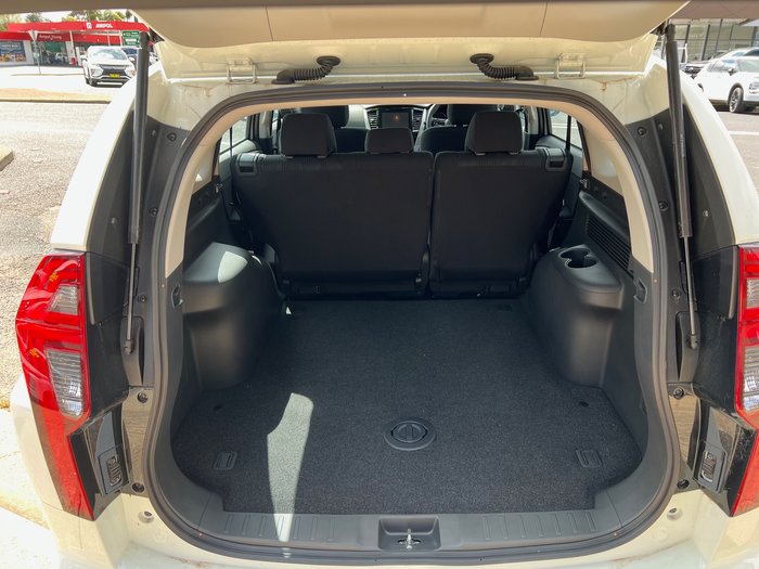 2024 MITSUBISHI PAJERO SPORT GLX