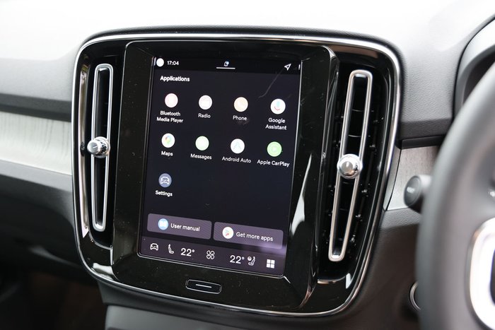 2025 Volvo XC40 Ultra B4 Bright