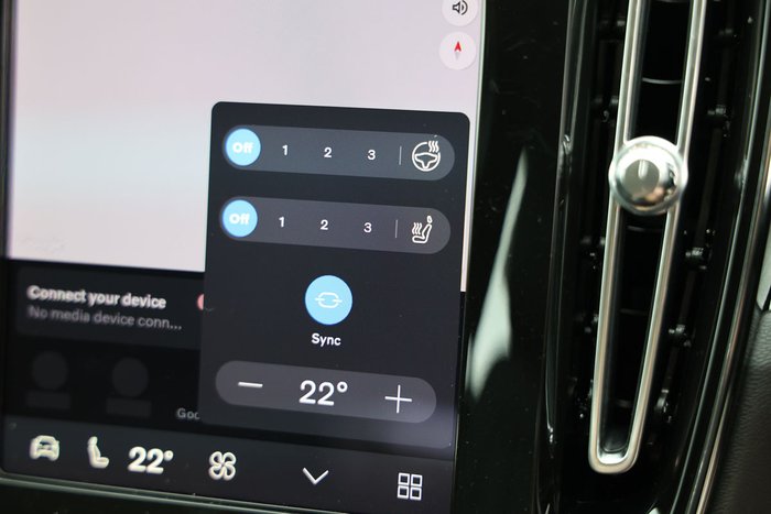 2025 Volvo XC40 Ultra B4 Bright