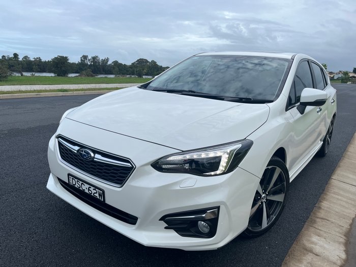 2017 SUBARU IMPREZA 2.0i-S (AWD)