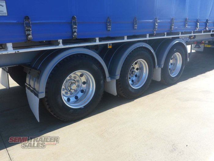 1999 Freighter Curtainsider B Double Set