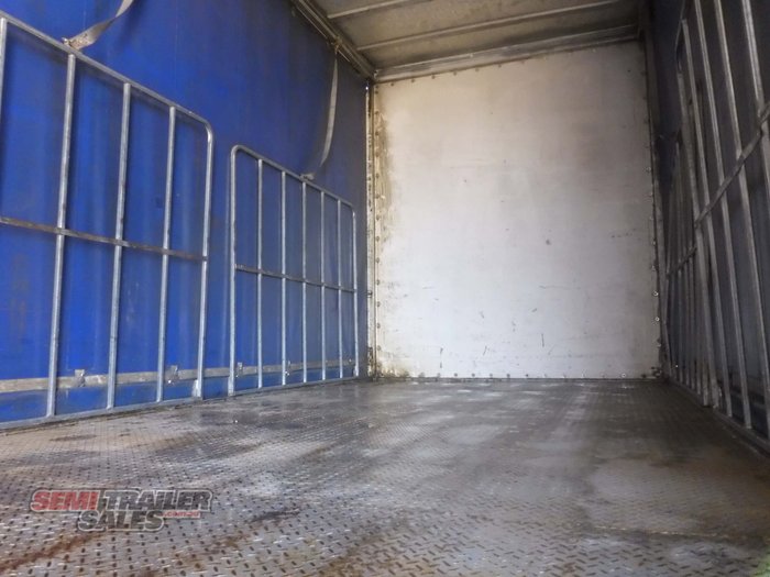 1999 Freighter Curtainsider B Double Set