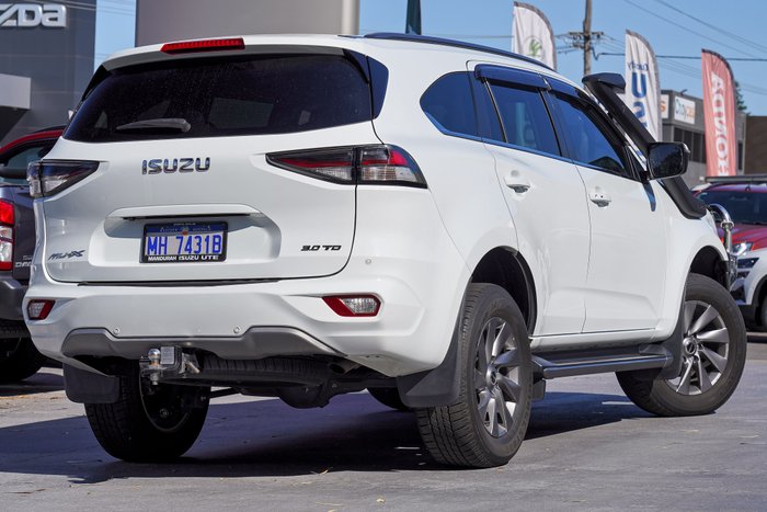 2022 Isuzu MU-X LS-U