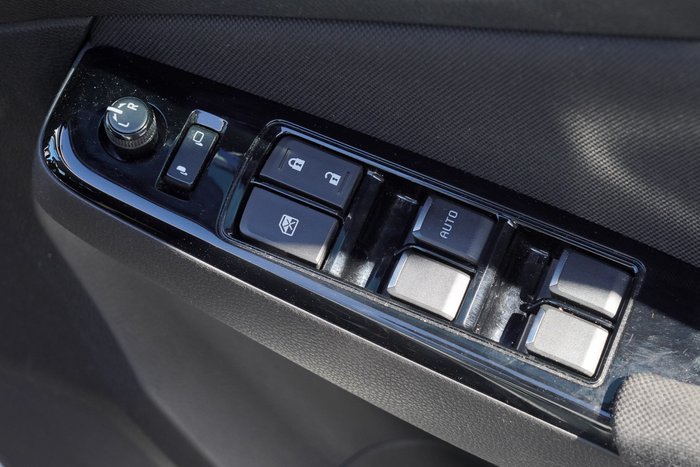 2022 Isuzu MU-X LS-U