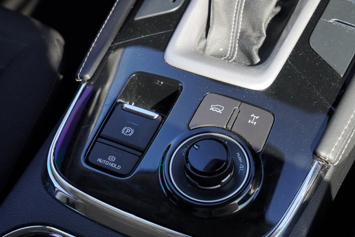 2022 Isuzu MU-X LS-U