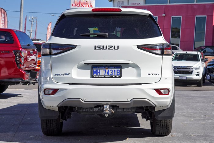 2022 Isuzu MU-X LS-U