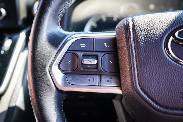 2023 Toyota LANDCRUISER GXL