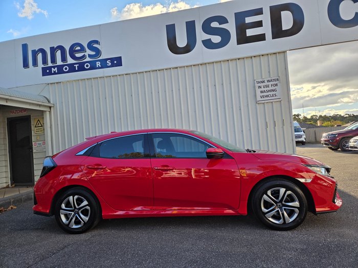 2017 HONDA CIVIC VTI RED