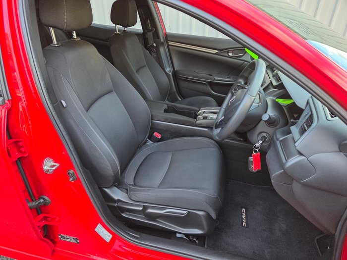 2017 HONDA CIVIC VTI RED