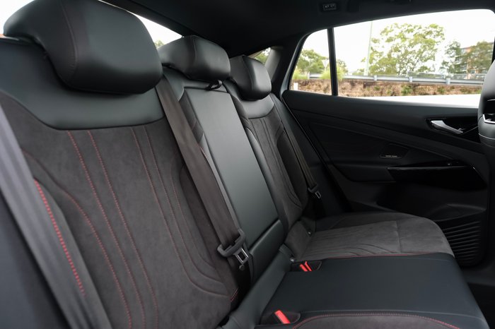 2025 Volkswagen ID.5 GTX
