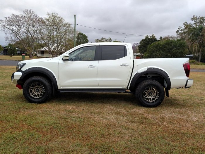 2025 NISSAN NP300 NAVARA ST-X