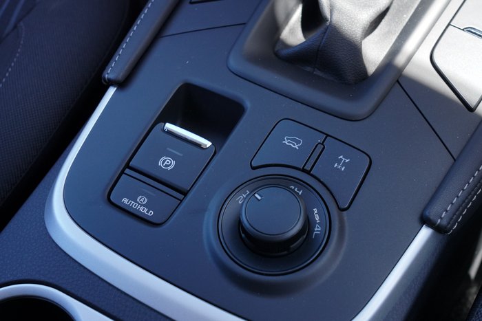 2025 Isuzu MU-X LS-M