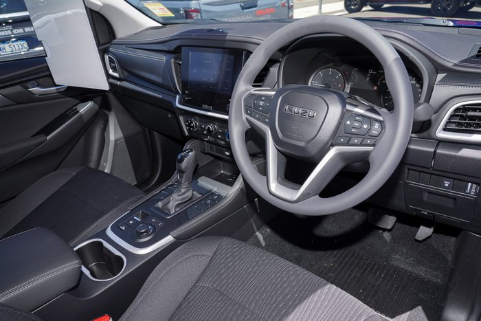 2025 Isuzu MU-X LS-M