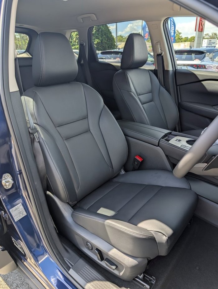 2025 Nissan X-TRAIL ST-L