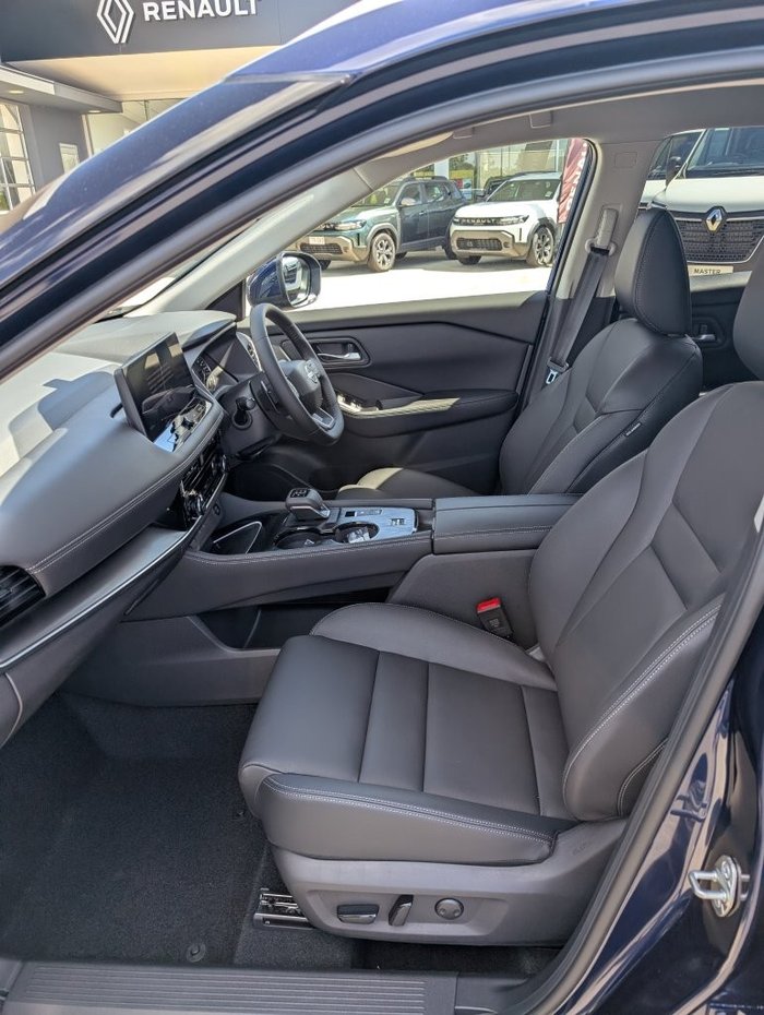 2025 Nissan X-TRAIL ST-L