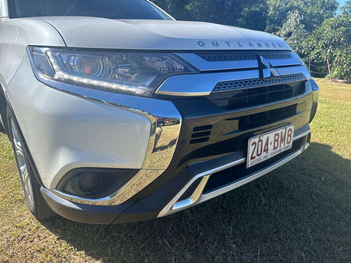 2019 MITSUBISHI OUTLANDER ES