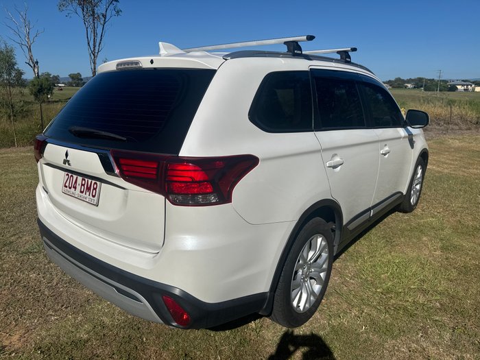 2019 MITSUBISHI OUTLANDER ES