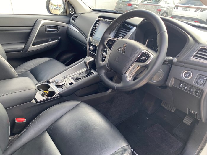 2021 MITSUBISHI Pajero Sport EXCEED