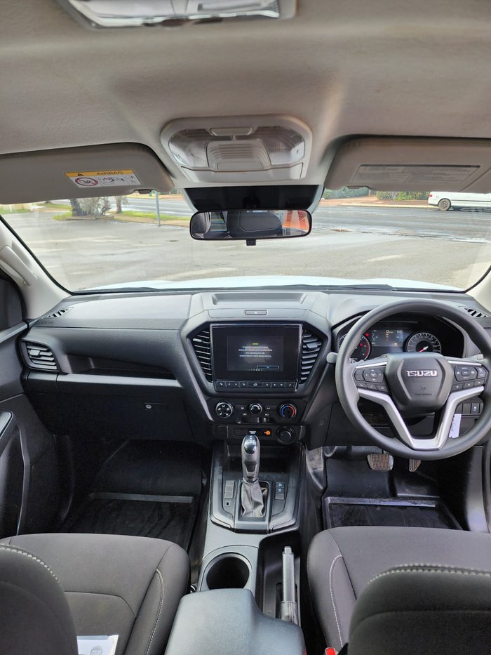2024 Isuzu D-Max SX RG1 MY23 White