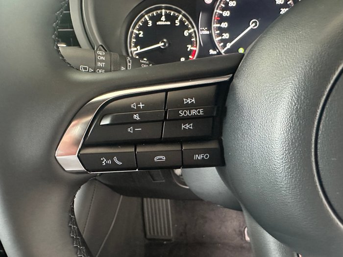 2025 Mazda 3 G20 Evolve