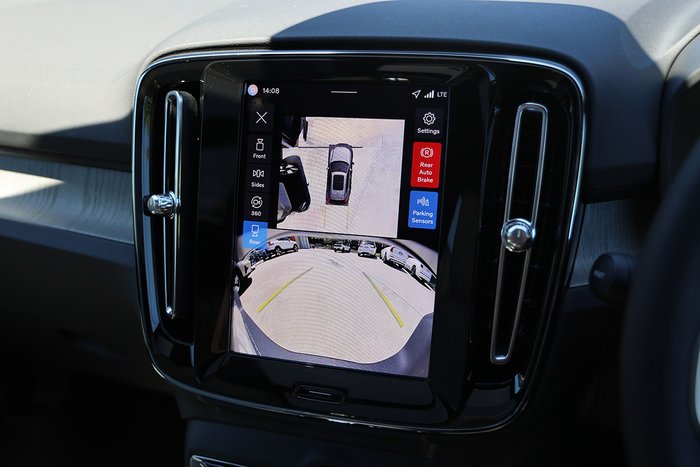 2025 Volvo EX40 Ultra Single Motor Extended Range