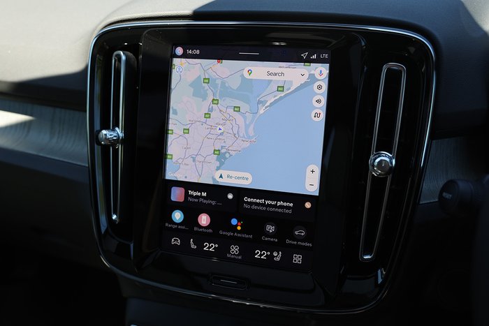 2025 Volvo EX40 Ultra Single Motor Extended Range