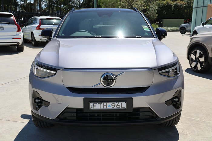 2025 Volvo EX40 Ultra Single Motor Extended Range