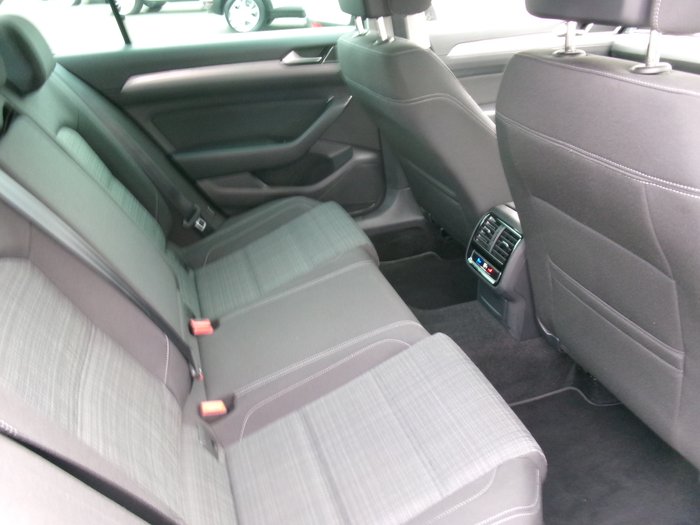 2022 VOLKSWAGEN PASSAT 140TSI BUSINESS