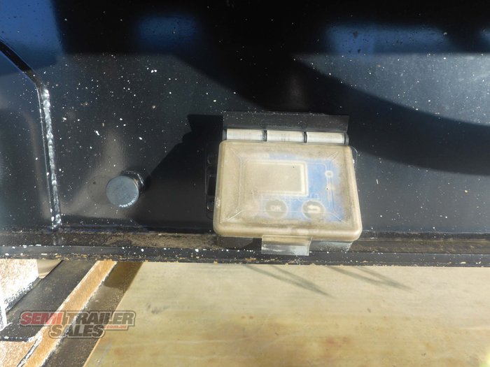 2017 Jamieson Boomer Side Tipper Tanker Road Train Rated