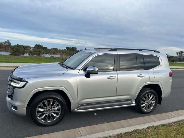 2024 TOYOTA LANDCRUISER LC300 SAHARA ZX (4x4)