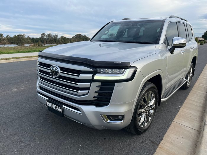 2024 TOYOTA LANDCRUISER LC300 SAHARA ZX (4x4)