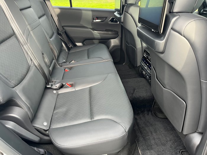 2024 TOYOTA LANDCRUISER LC300 SAHARA ZX (4x4)