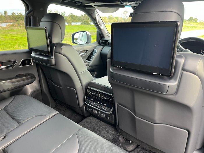 2024 TOYOTA LANDCRUISER LC300 SAHARA ZX (4x4)