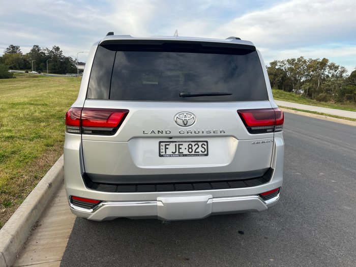 2024 TOYOTA LANDCRUISER LC300 SAHARA ZX (4x4)