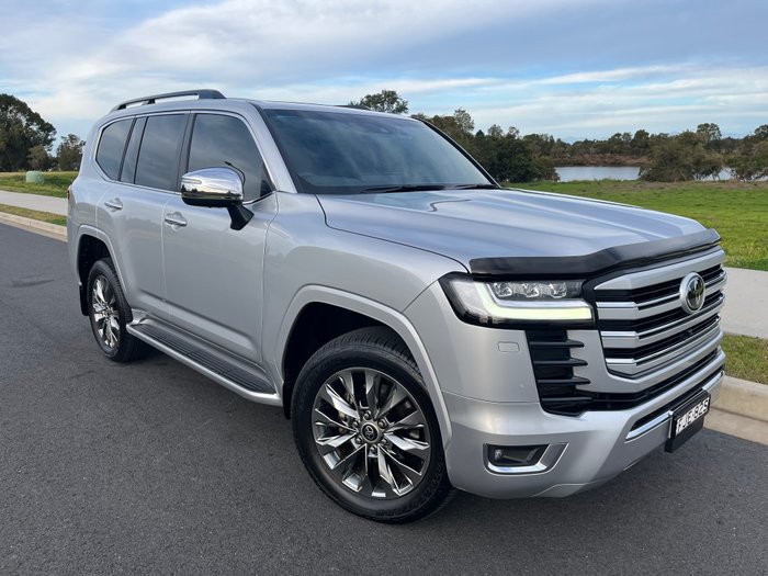 2024 TOYOTA LANDCRUISER LC300 SAHARA ZX (4x4)