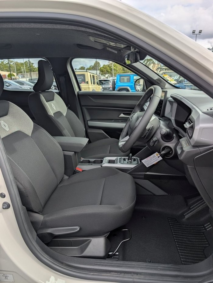 2025 RENAULT DUSTER EVOLUTION