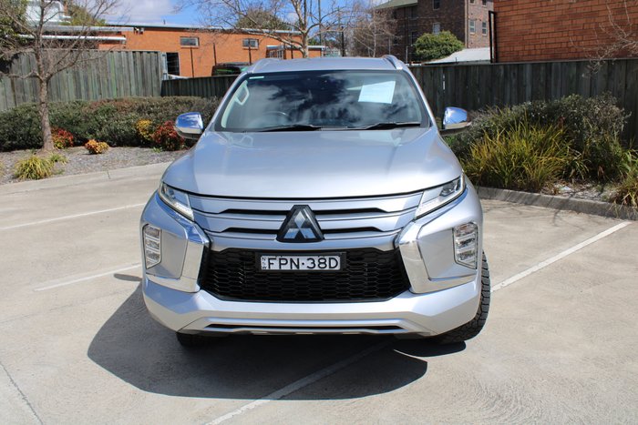 2020 Mitsubishi Pajero Sport GLS