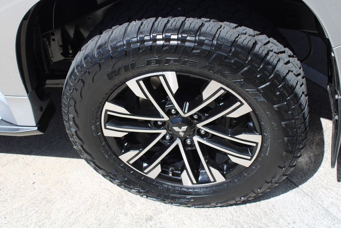 2020 Mitsubishi Pajero Sport GLS